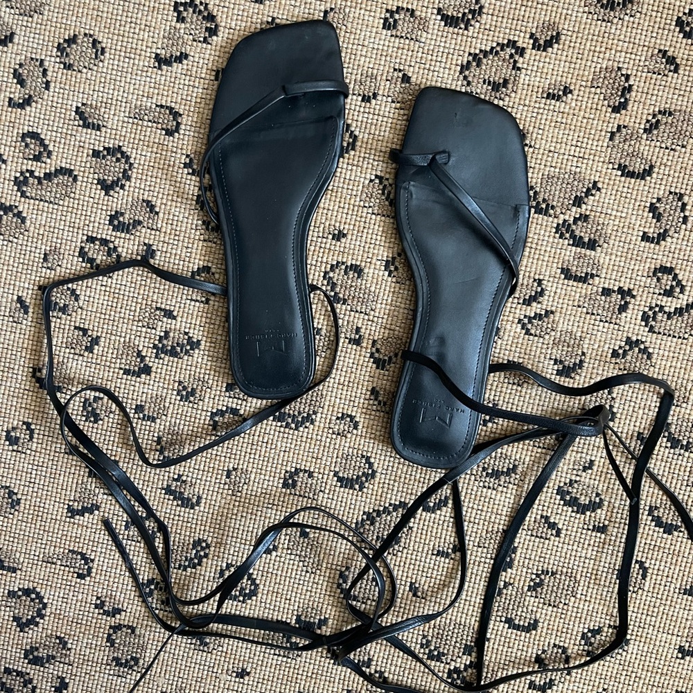 Marc Fisher Black Strappy Square-Toe Gladiator Sandals Size 7.5